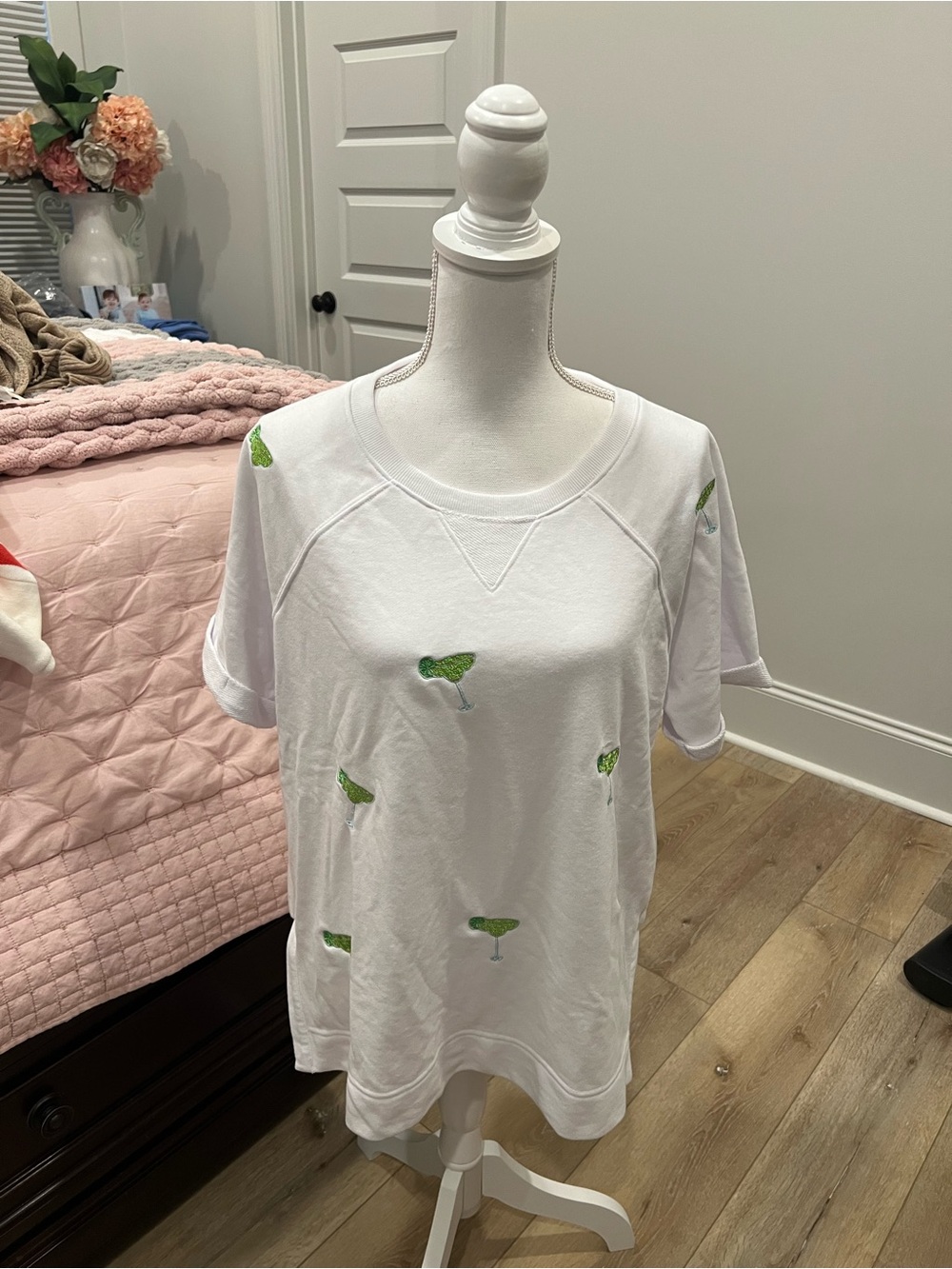 White Embroidered Green Cocktail Motif Women's Tee and short set